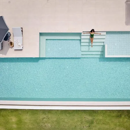 Gavras Exclusive Villas, With Infinity Pools, Spa Whirlpools & Seaviews, By Thinkvilla Pikris Exterior photo