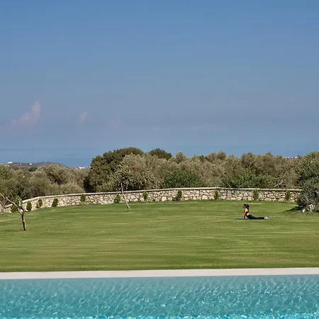 Gavras Exclusive Villas, With Infinity Pools, Spa Whirlpools & Seaviews, By Thinkvilla Pikris Exterior photo