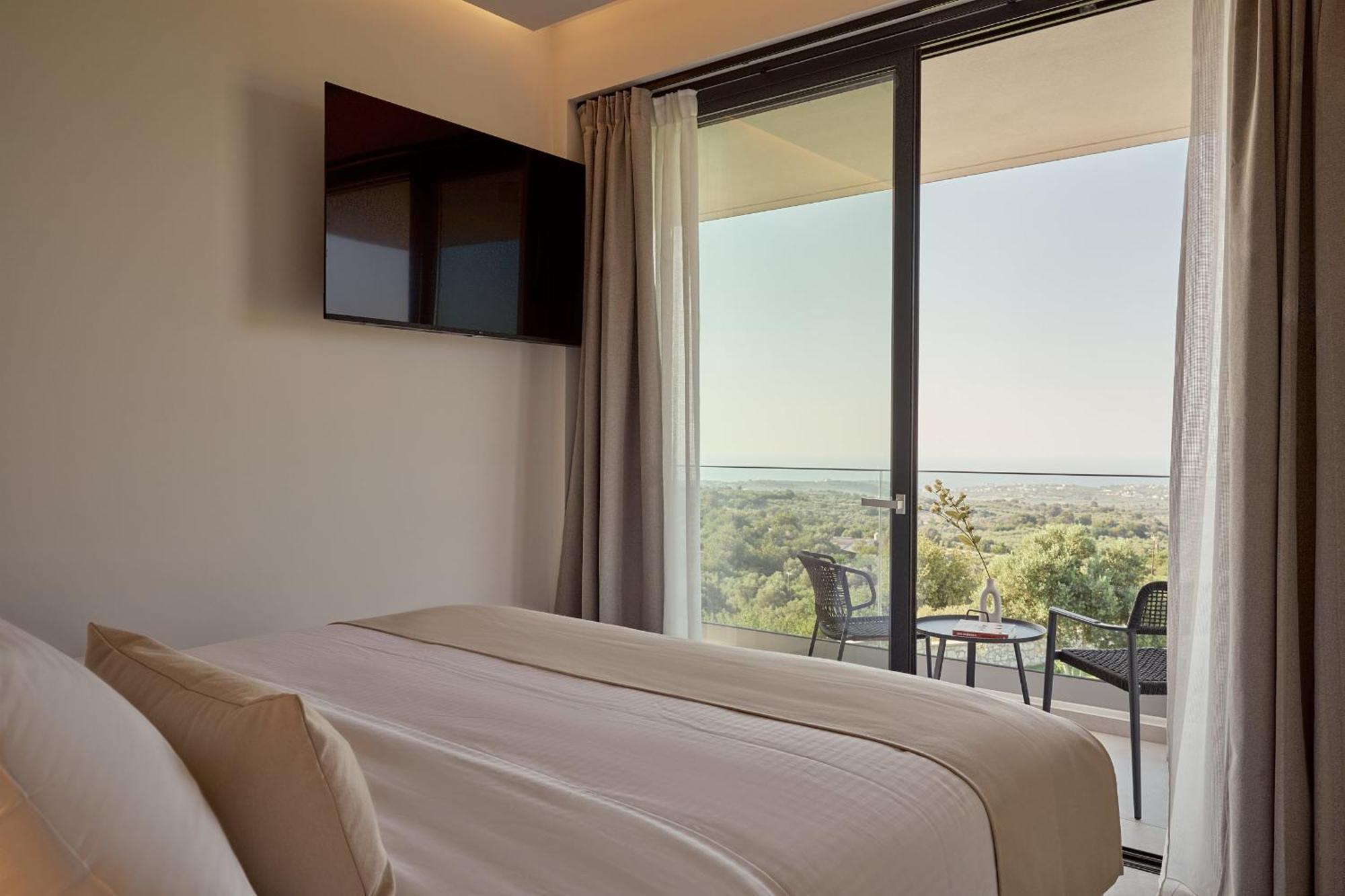 Gavras Exclusive Villas, With Infinity Pools, Whirlpools & Seaviews, By Thinkvilla